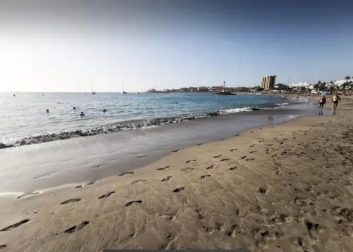 Arona Camisón * Playa de las Americas (Tenerife)
